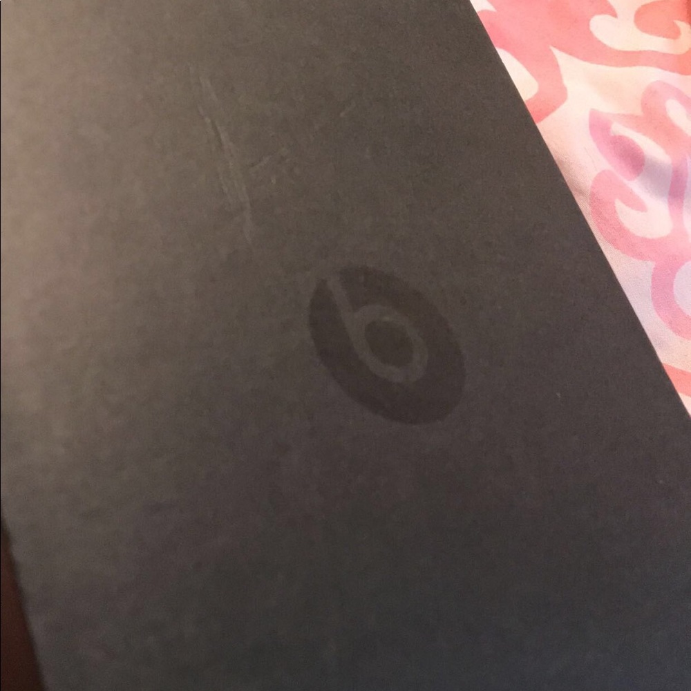 Beats Solo 2 wireless - Picture 7 of 7